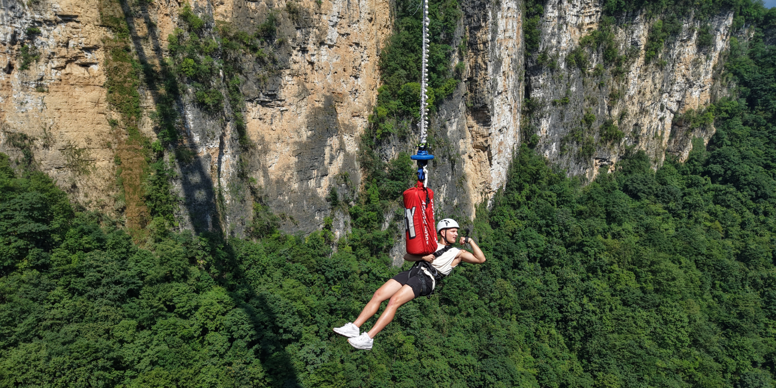 SopronbolKinaba4_Zhangjiajie_honlap-2.jpg